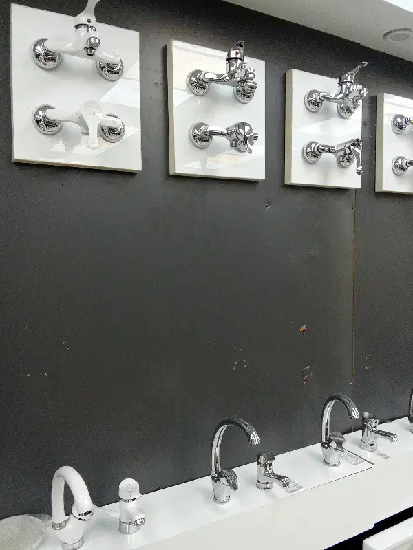 شیرآلات کروم و سفید|لوازم سرویس بهداشتی|اهواز, کمپلو جنوبی|دیوار