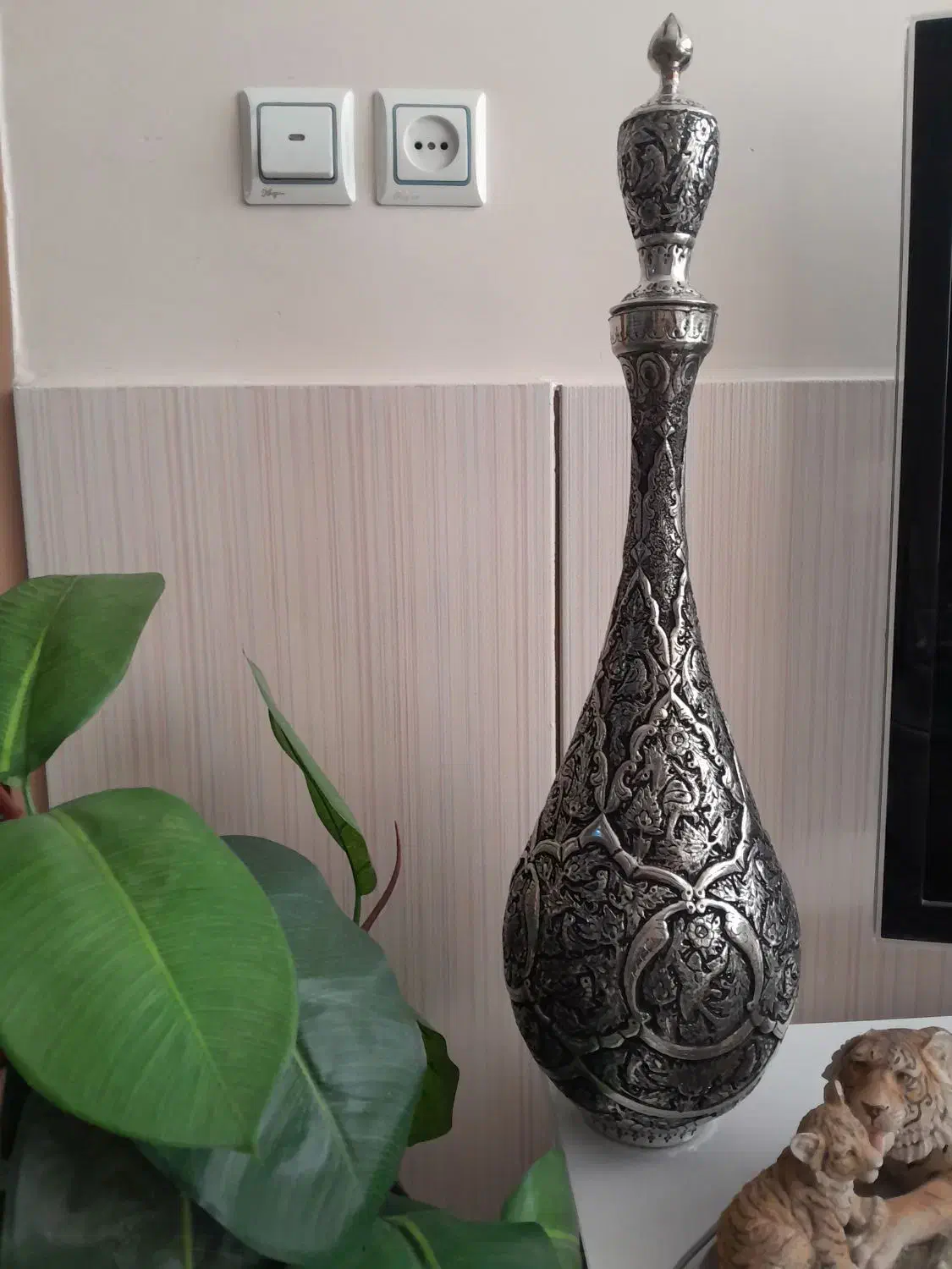 یک جفت تنگ قلمزنی|صنایع دستی و سایر لوازم تزئینی|اصفهان, شهریار|دیوار