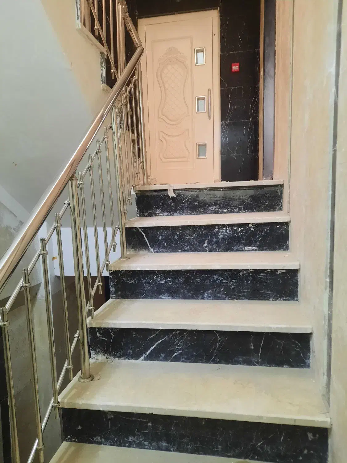 ۴۲متر کلیدنخورده.مجرد.زوج.خانواده.باپارکینگ