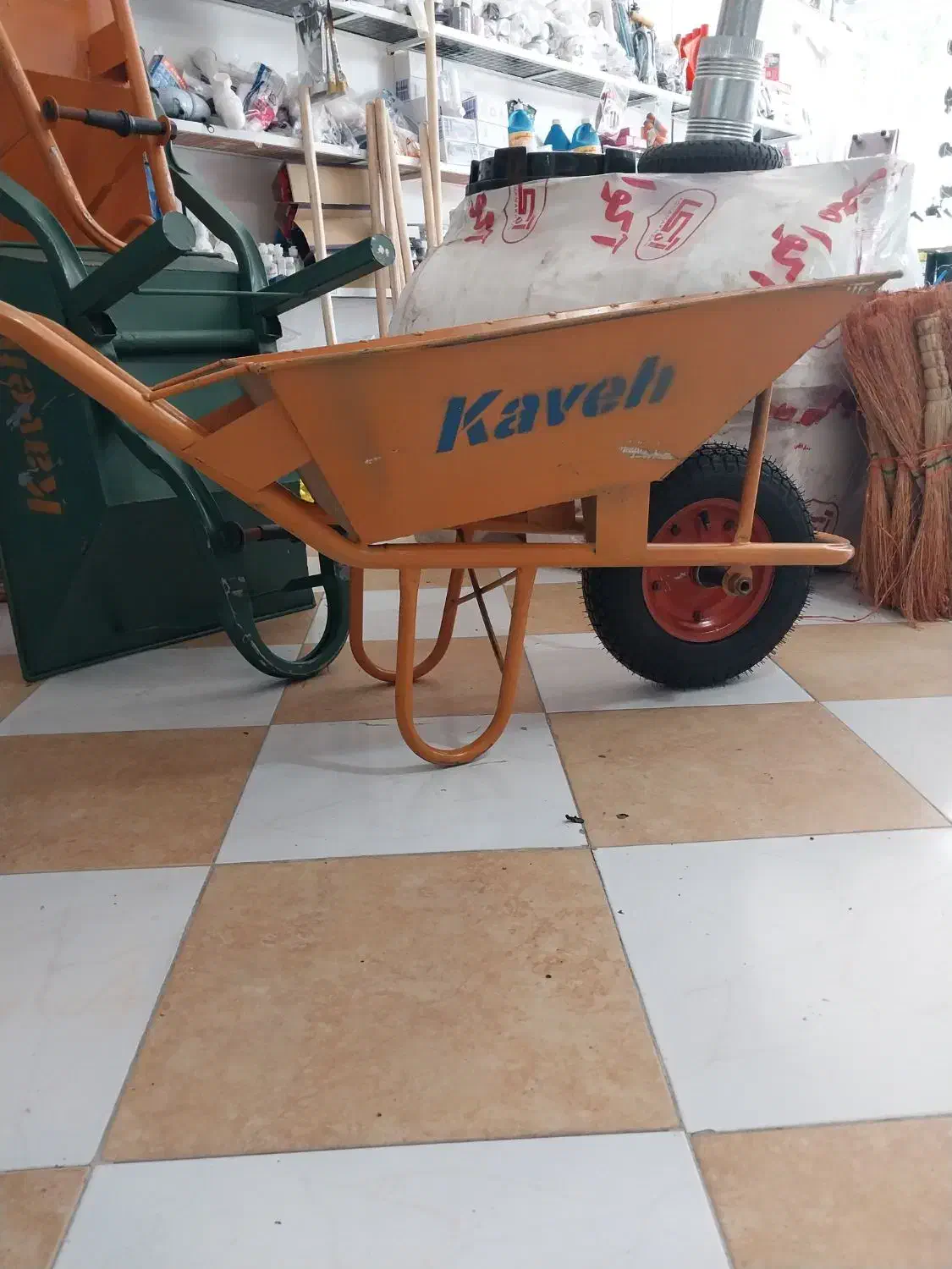 فرغون|ابزارآلات|اردبیل, |دیوار