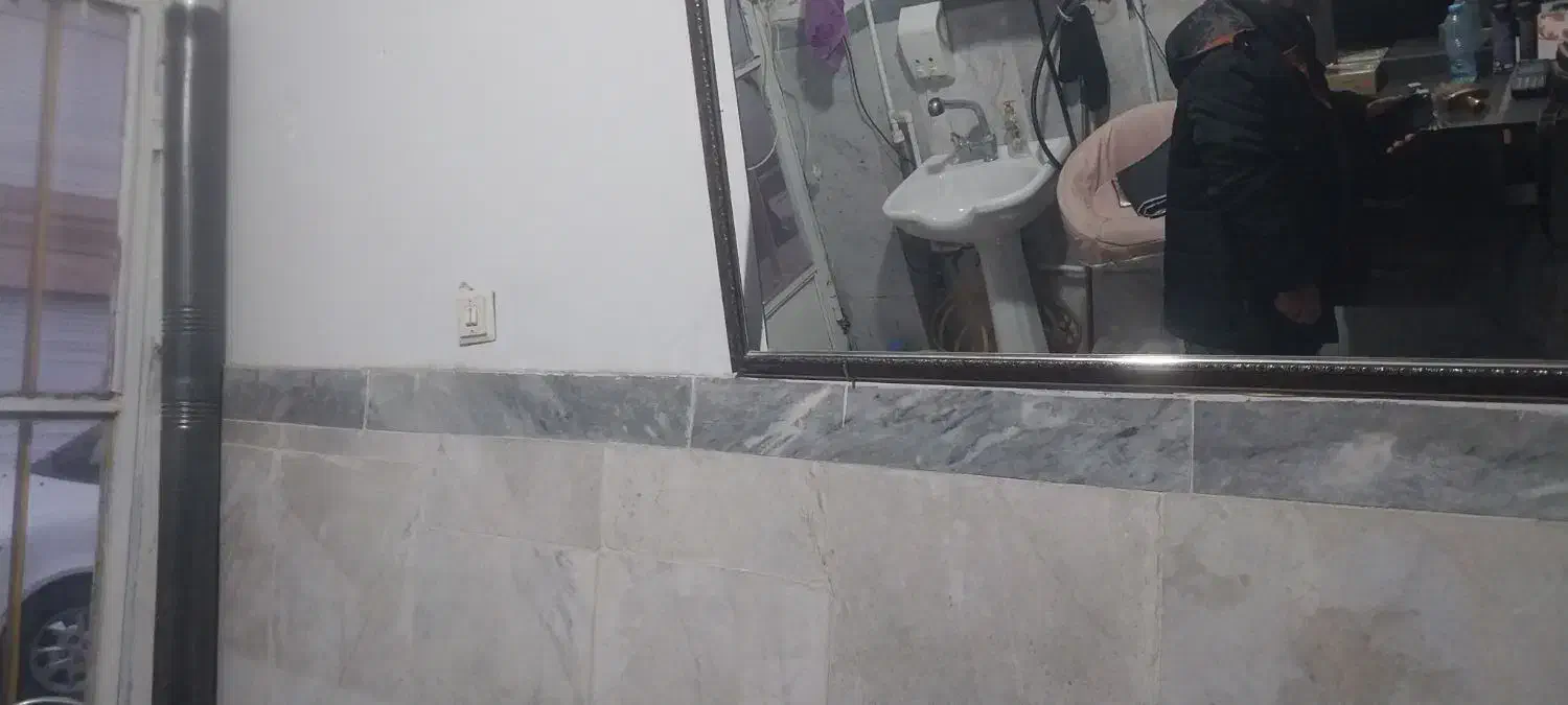 آیینه|آینه|ایلام, |دیوار