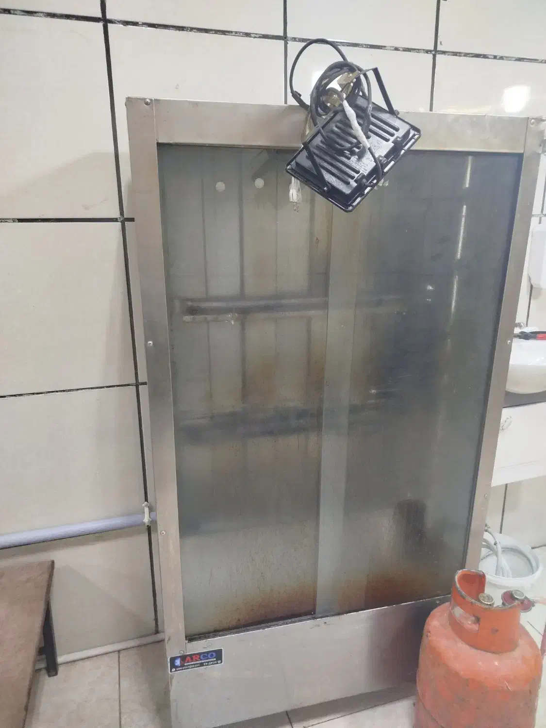 مرغ گردون 6سیخ کار تهران منقل گازی 1/5|کافیشاپ و رستوران|شاهینشهر, خانه کارگر|دیوار