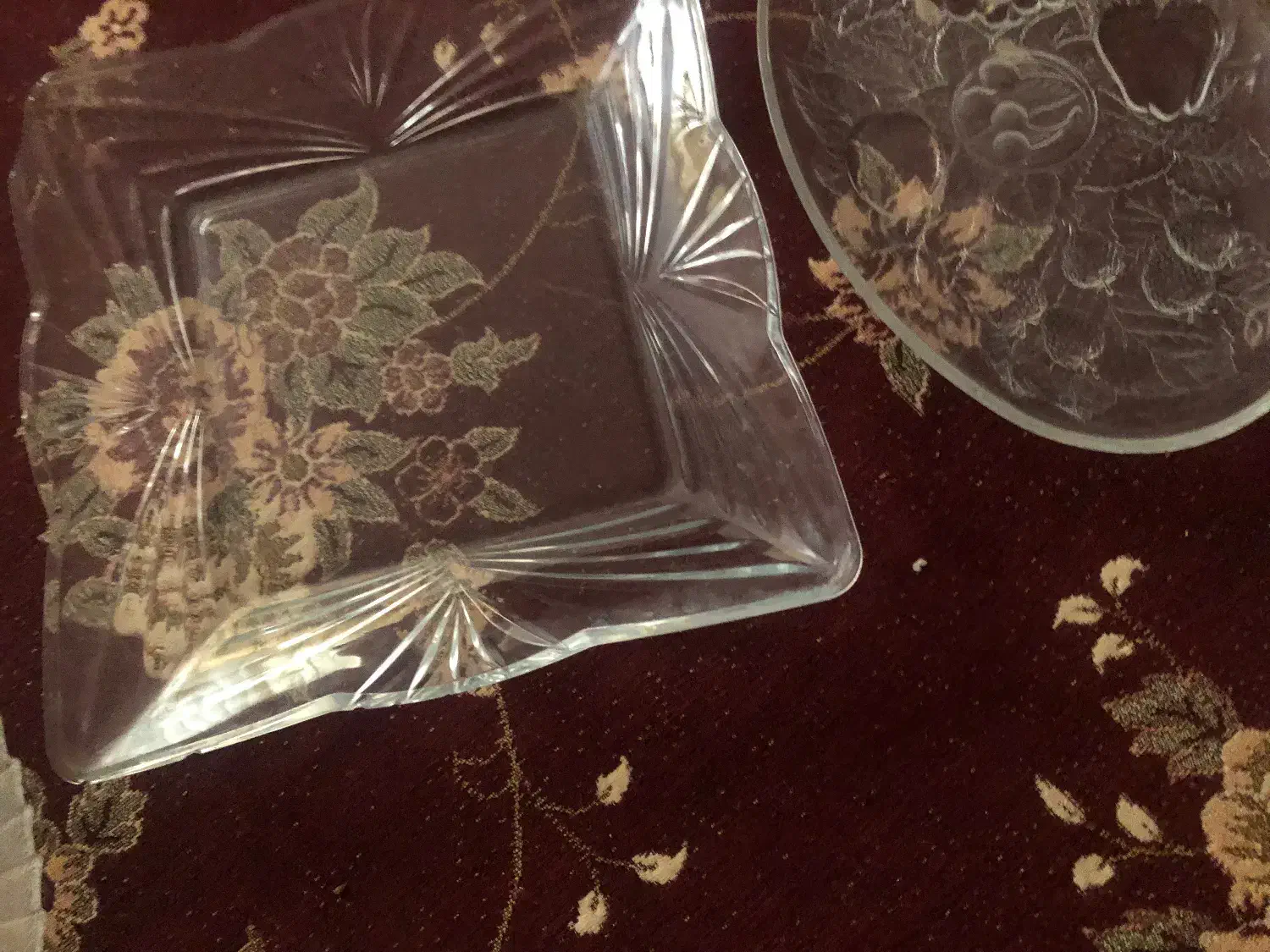 ظرف|ظروف سرو و پذیرایی|نجف‌آباد, دلگشا|دیوار