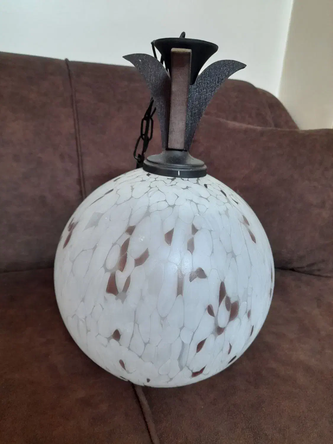 لوستر و هالوژن|لوستر و چراغ آویز|قدس, شهر‌قدس|دیوار