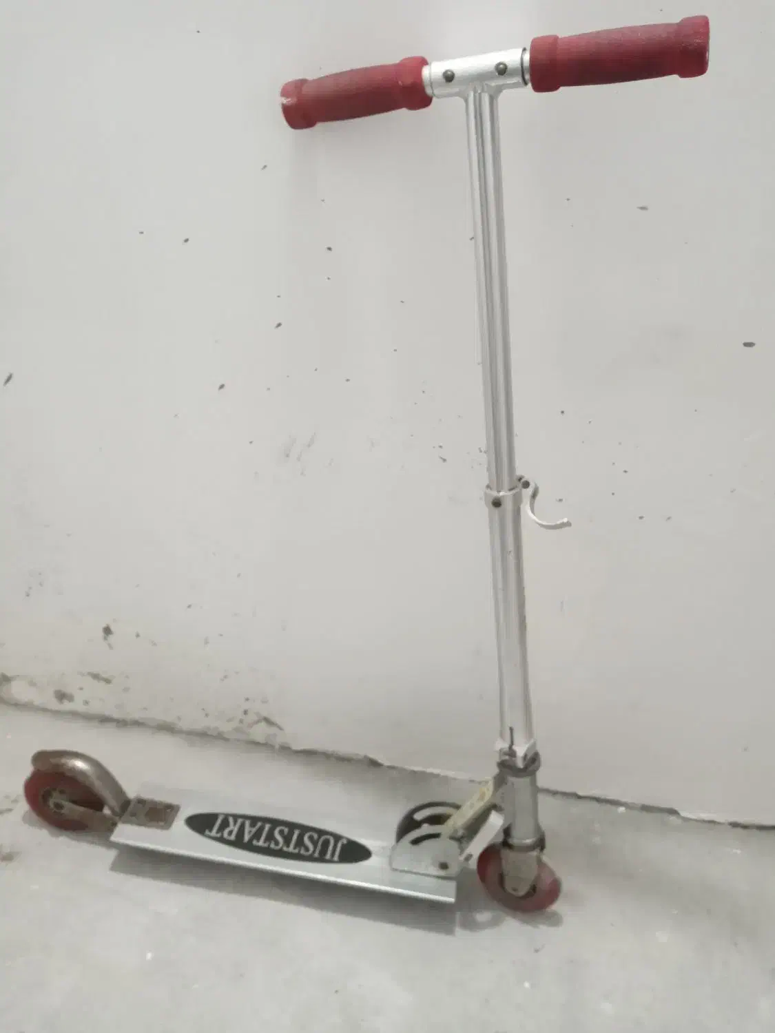 اسکو تر|دوچرخه، اسکیت، اسکوتر|رشت, لاکانی|دیوار