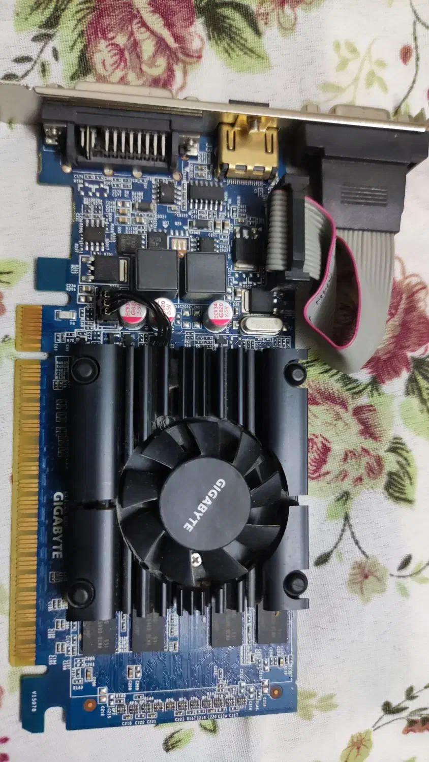 فروش رم ddr3وگرافیک|قطعات و لوازم جانبی رایانه|نجف‌آباد, امام خمینی|دیوار