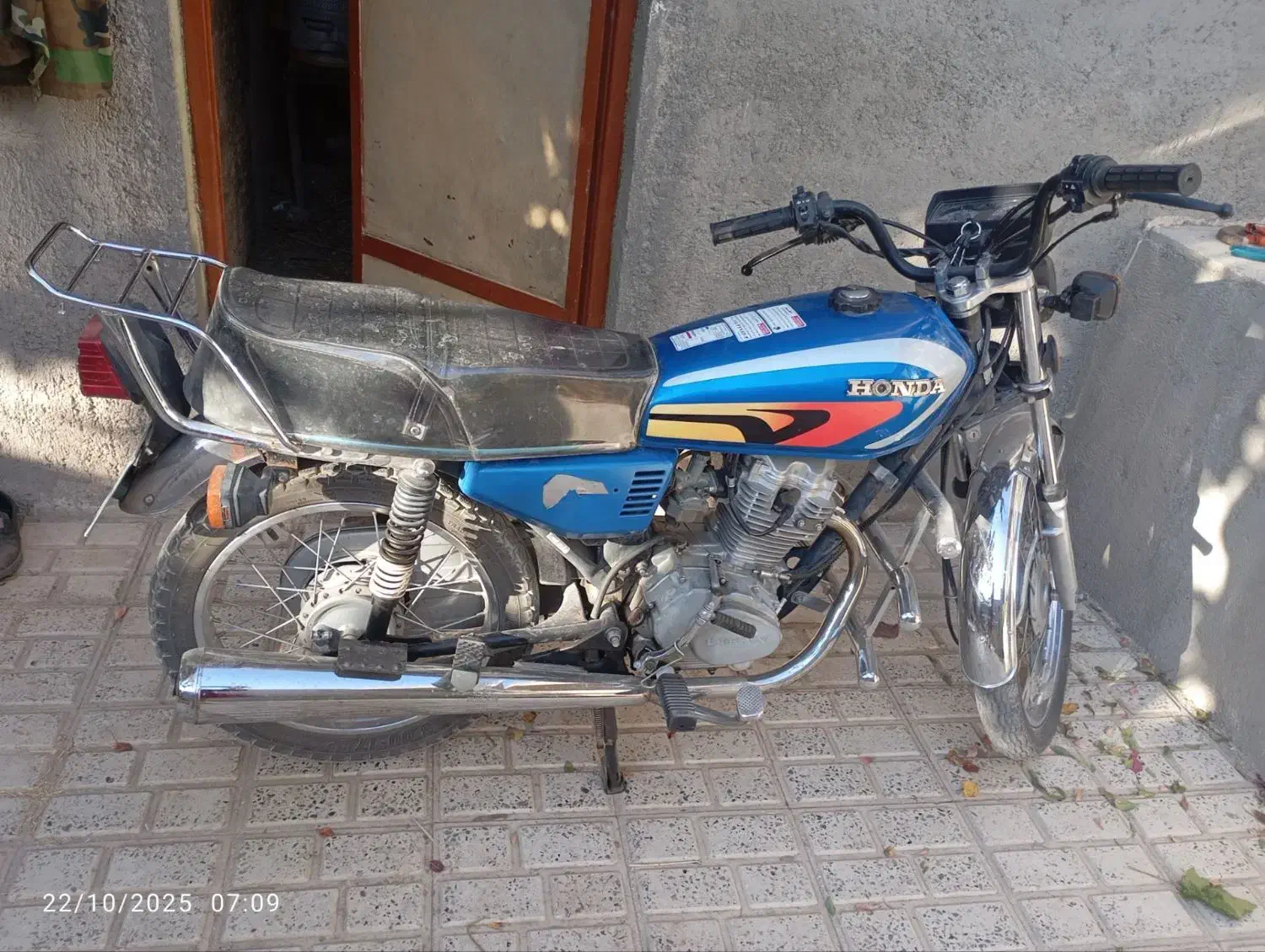 موتور هندا مدل ۹۰|موتورسیکلت|درمیان, |دیوار