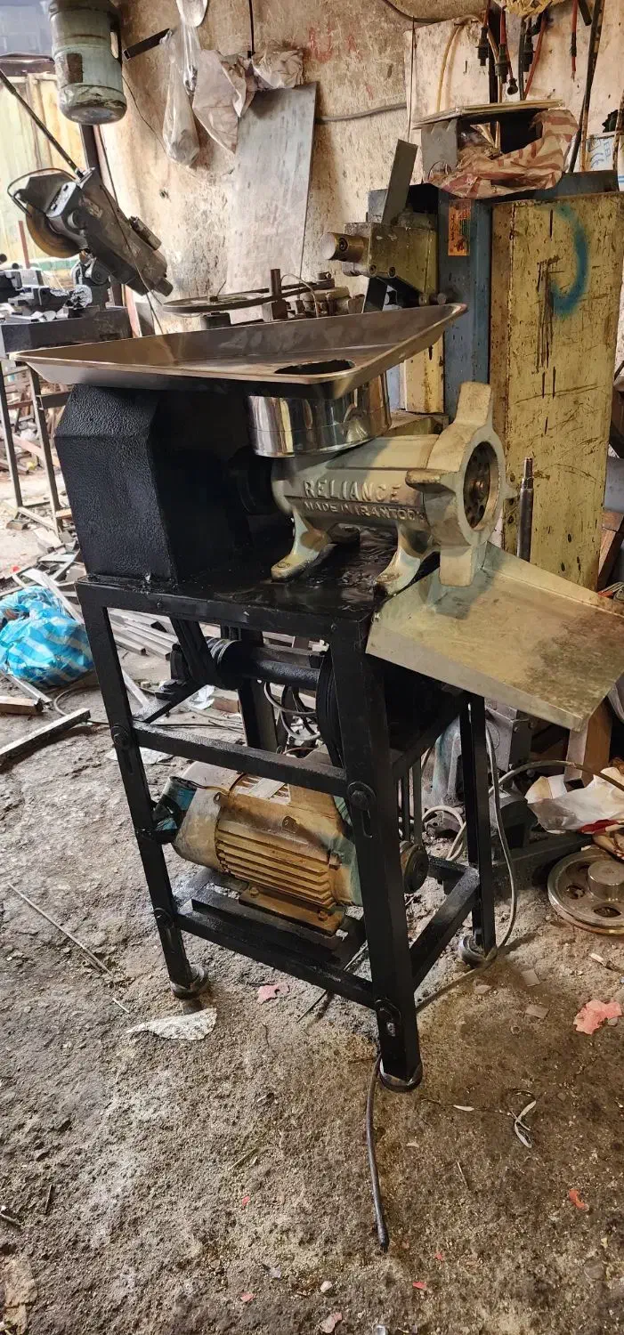 چرخ گوشت تنه ثابت|خردکن، آسیاب، غذاساز|ری, بازار آهن|دیوار