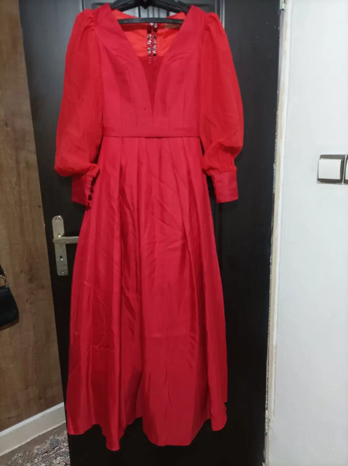 لباس مجلسی|لباس|الوند, |دیوار