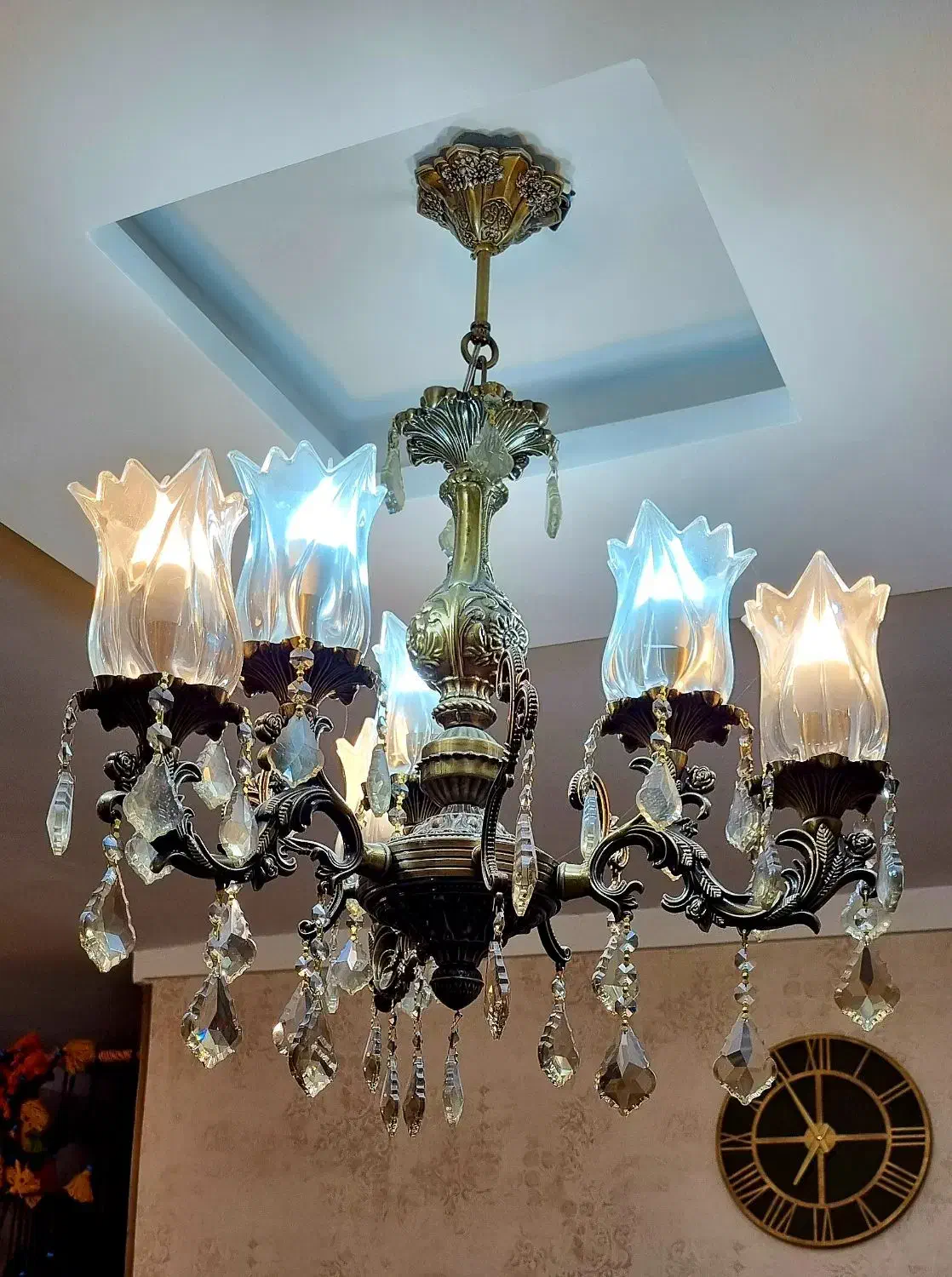 لوستر|لوستر و چراغ آویز|همدان, |دیوار