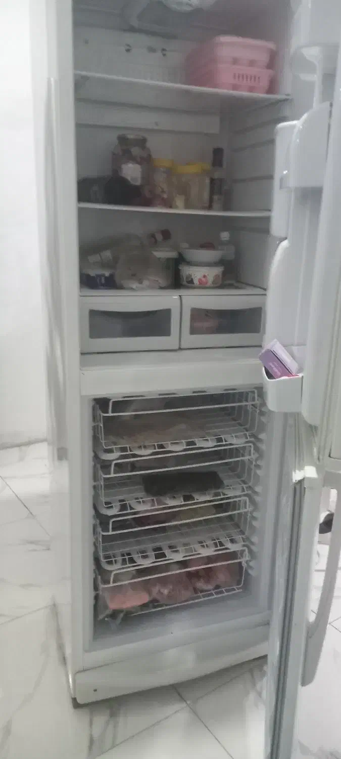 یخچال|یخچال و فریزر|بومهن, |دیوار