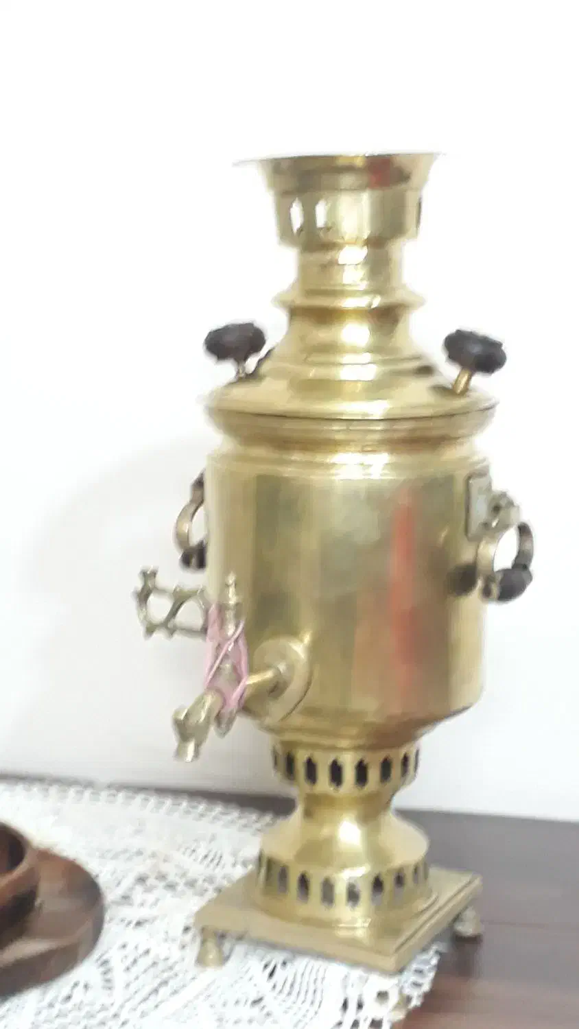 سماور زغالی قدیمی|کلکسیون اشیاء عتیقه|گرگان, |دیوار