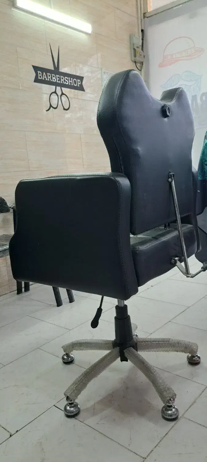 صندلی آرایشگاهی|آرایشگاه و سالن‌های زیبایی|اراک, |دیوار