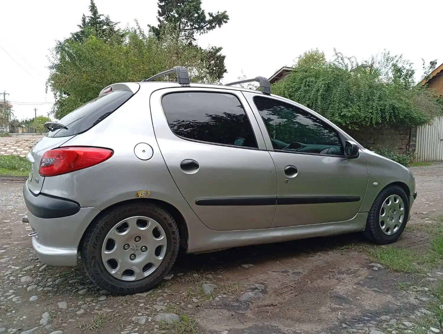 پژو ۲۰۶ مدل ۸۲ تیپ ۲|خودرو سواری و وانت|کیاشهر, |دیوار