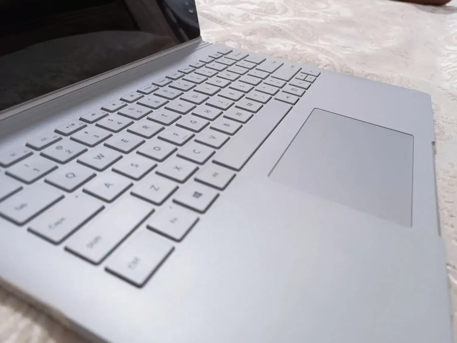 سرفیس بوک|رایانه همراه|زاهدان, |دیوار