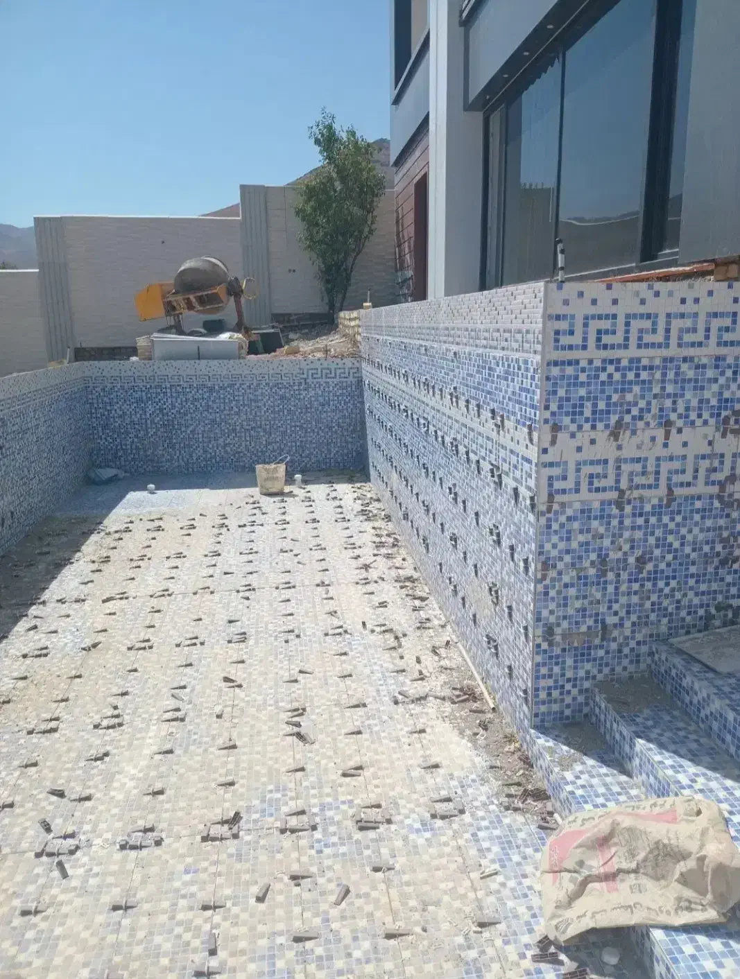 پیمانکار نماکار سنگ کار کاشیکار سرامیک کاروبنا|خدمات پیشه و مهارت|ساوه, |دیوار