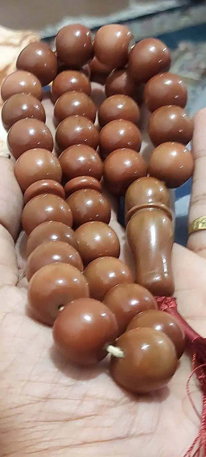 یک عدد تسبیح کهنه قدیمی صد ساله ۳۳دانه فروشی|کلکسیون اشیاء عتیقه|رفسنجان, |دیوار