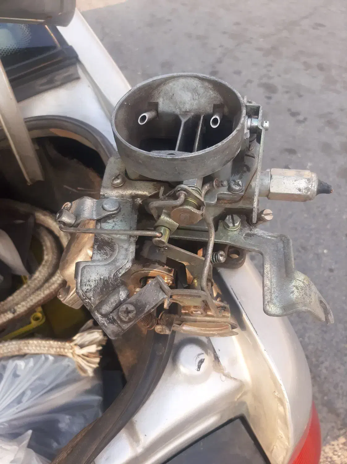 یک عدد کاربراتور نیسان|قطعات یدکی و لوازم جانبی|قدس, شهرقدس|دیوار