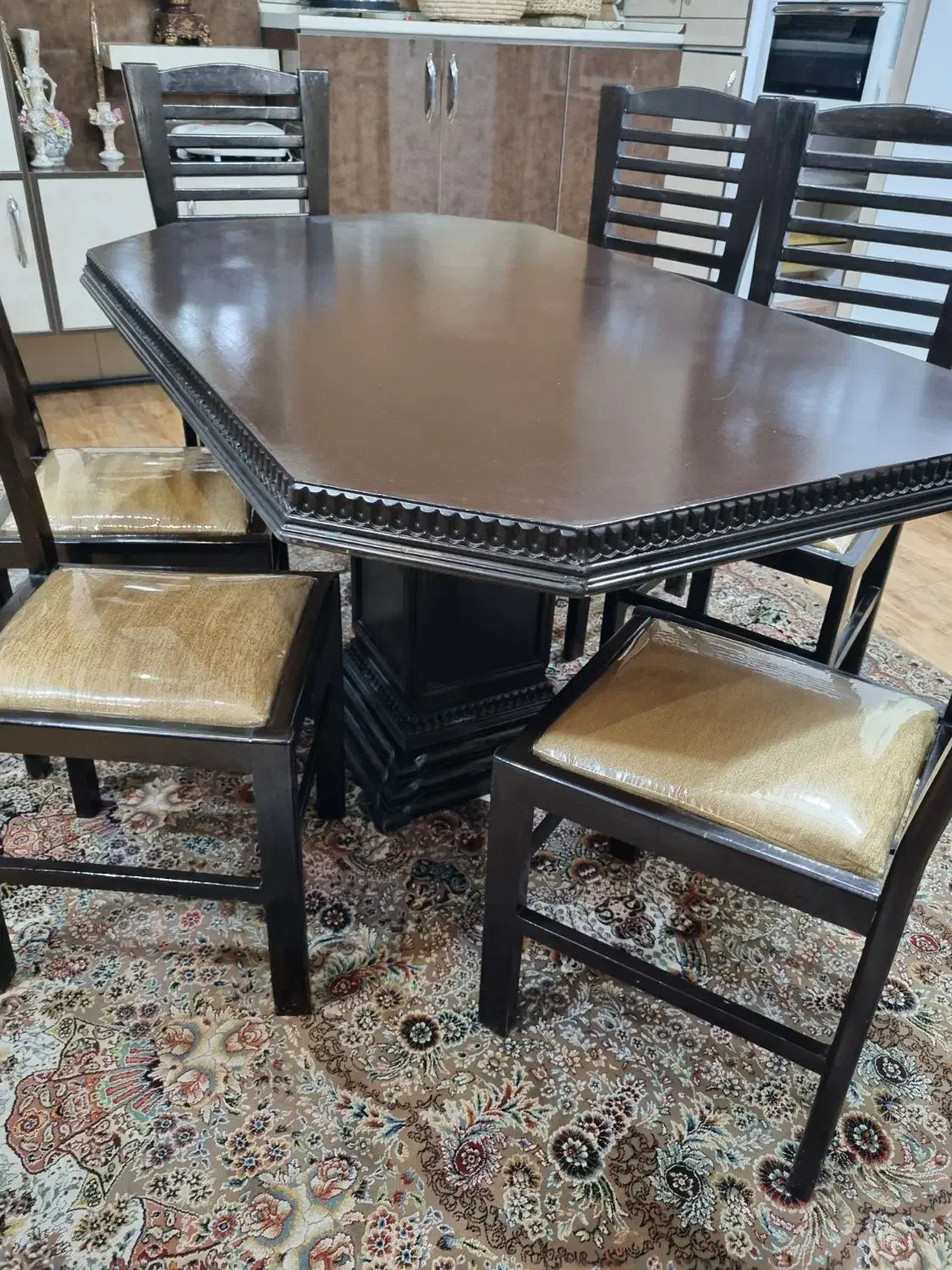 میز وصندلی آشپز خانه|میز و صندلی غذاخوری|خمین, |دیوار