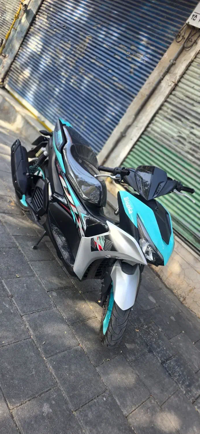 ایروکس ۱۴۰۲ درجه یک|موتورسیکلت|سقز, |دیوار