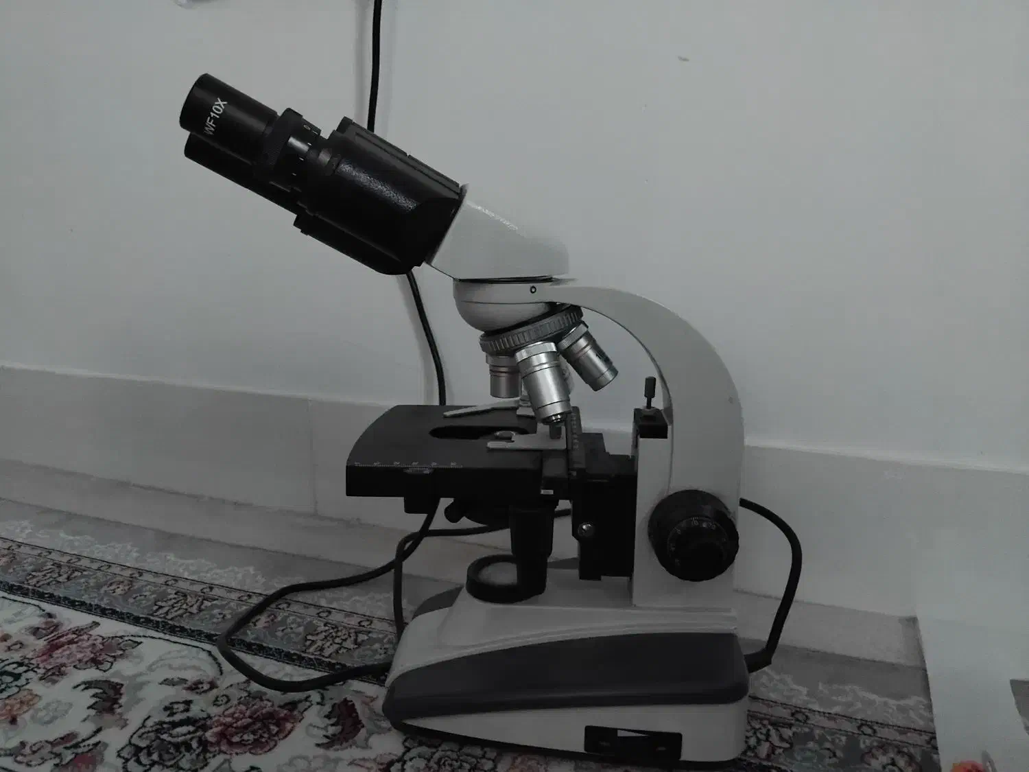 میکروسکوپ|پزشکی|سنندج, |دیوار