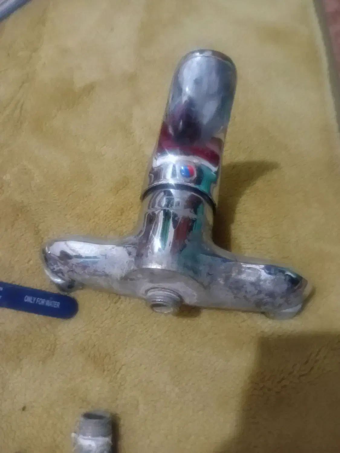 شیرالات ساختمانی یک عدد شیر دستشویی برنجی سنگین|لوازم سرویس بهداشتی|مشهد, رسالت|دیوار