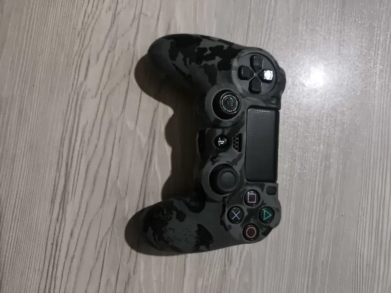 دسته ی PS4|کنسول، بازی ویدئویی و آنلاین|رشت, منظریه|دیوار