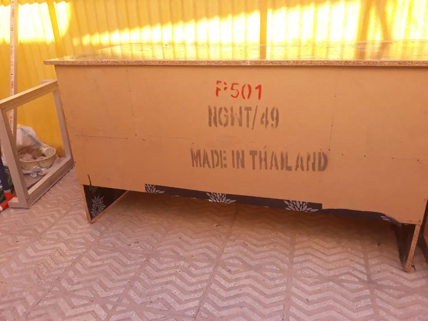 میز و چارپایه|میز تحریر و کامپیوتر|یزد, |دیوار