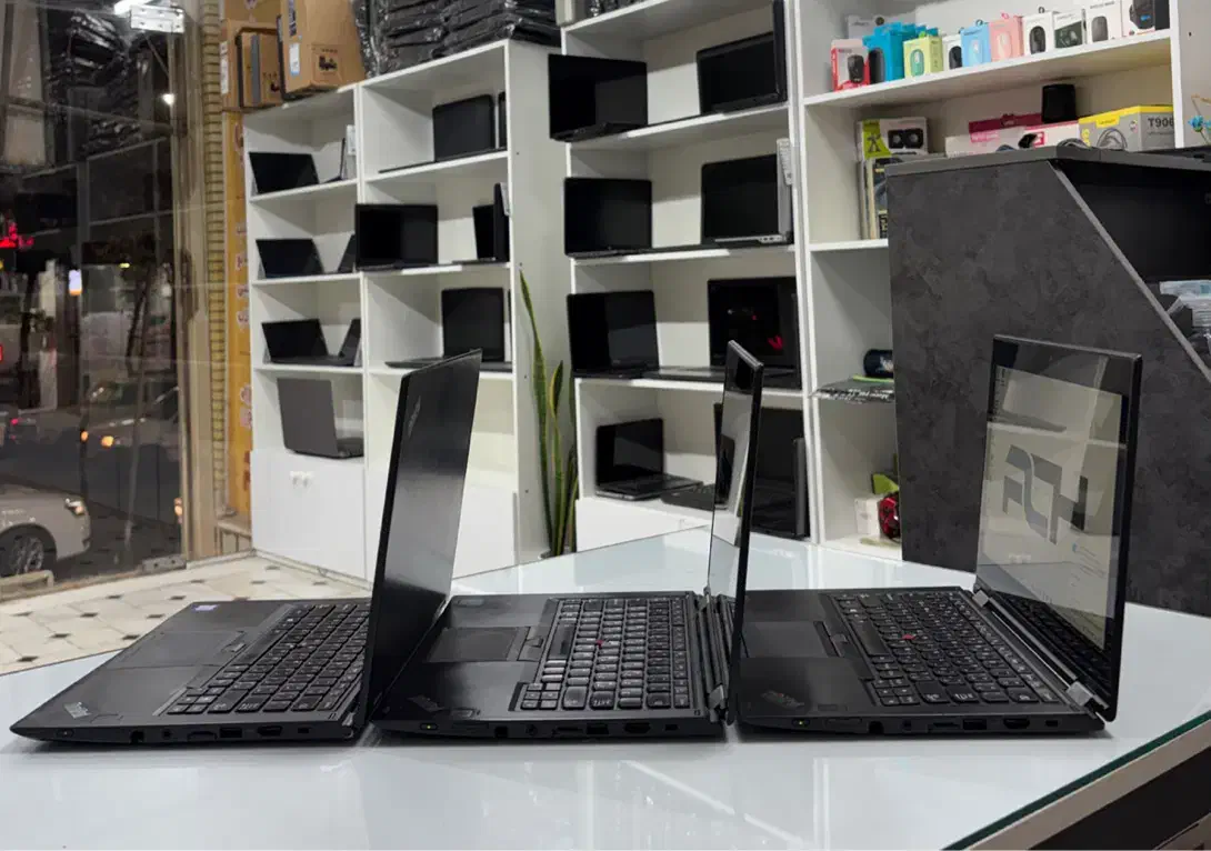 ۳ عدد لپ تاپ ۳۶۰ درجه لنوو یوگا لمسی(گارانتی کتبی)|رایانه همراه|کاشان, معلم|دیوار