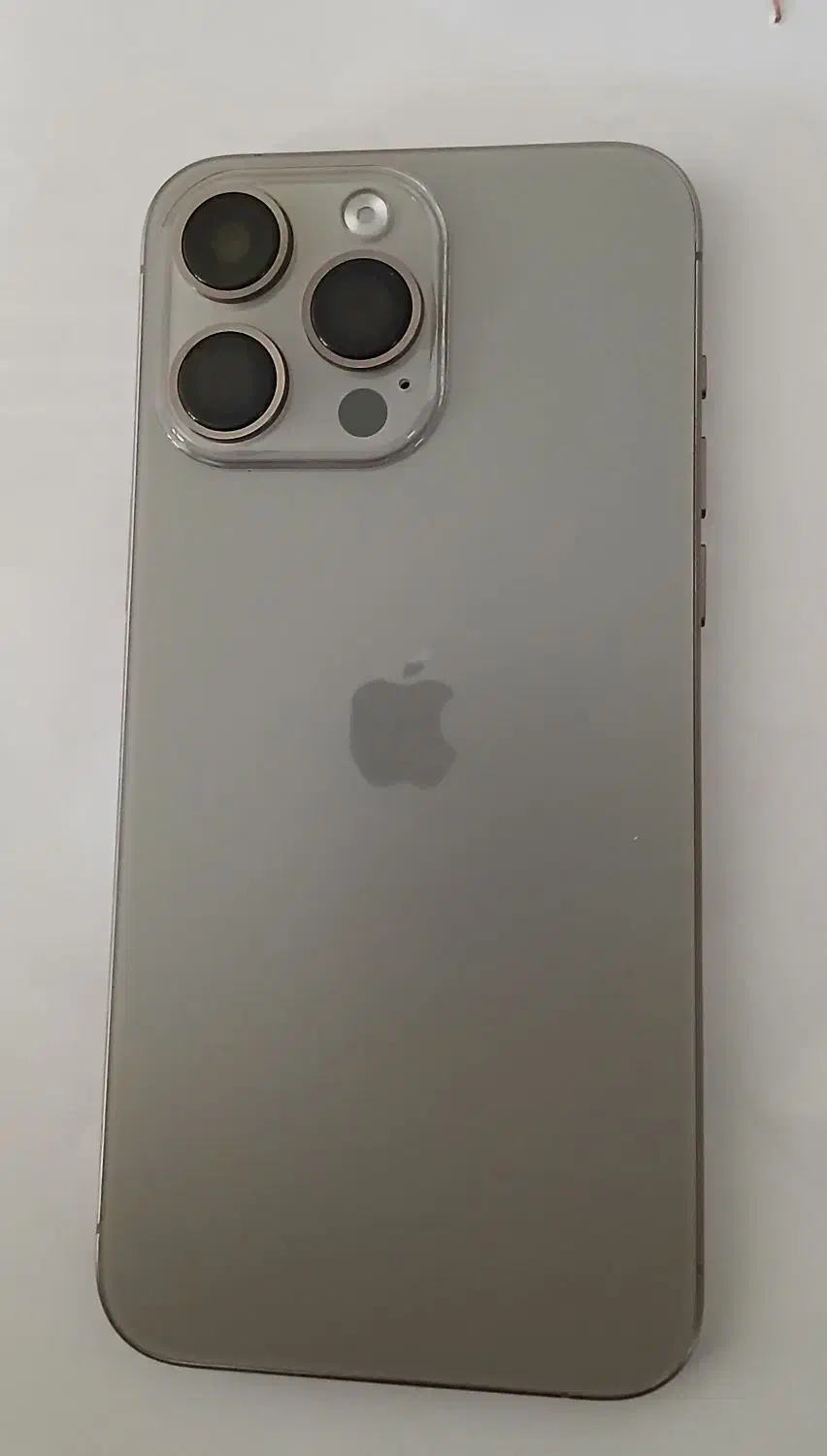 اپل iPhone 15 Pro Max با حافظهٔ ۵۱۲ گیگابایت|موبایل|ایلام, |دیوار