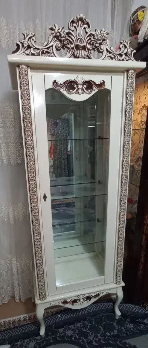 گنجه کرم رنگ ۴ طبقه|بوفه، ویترین، کنسول|مشهد, آبادگران|دیوار