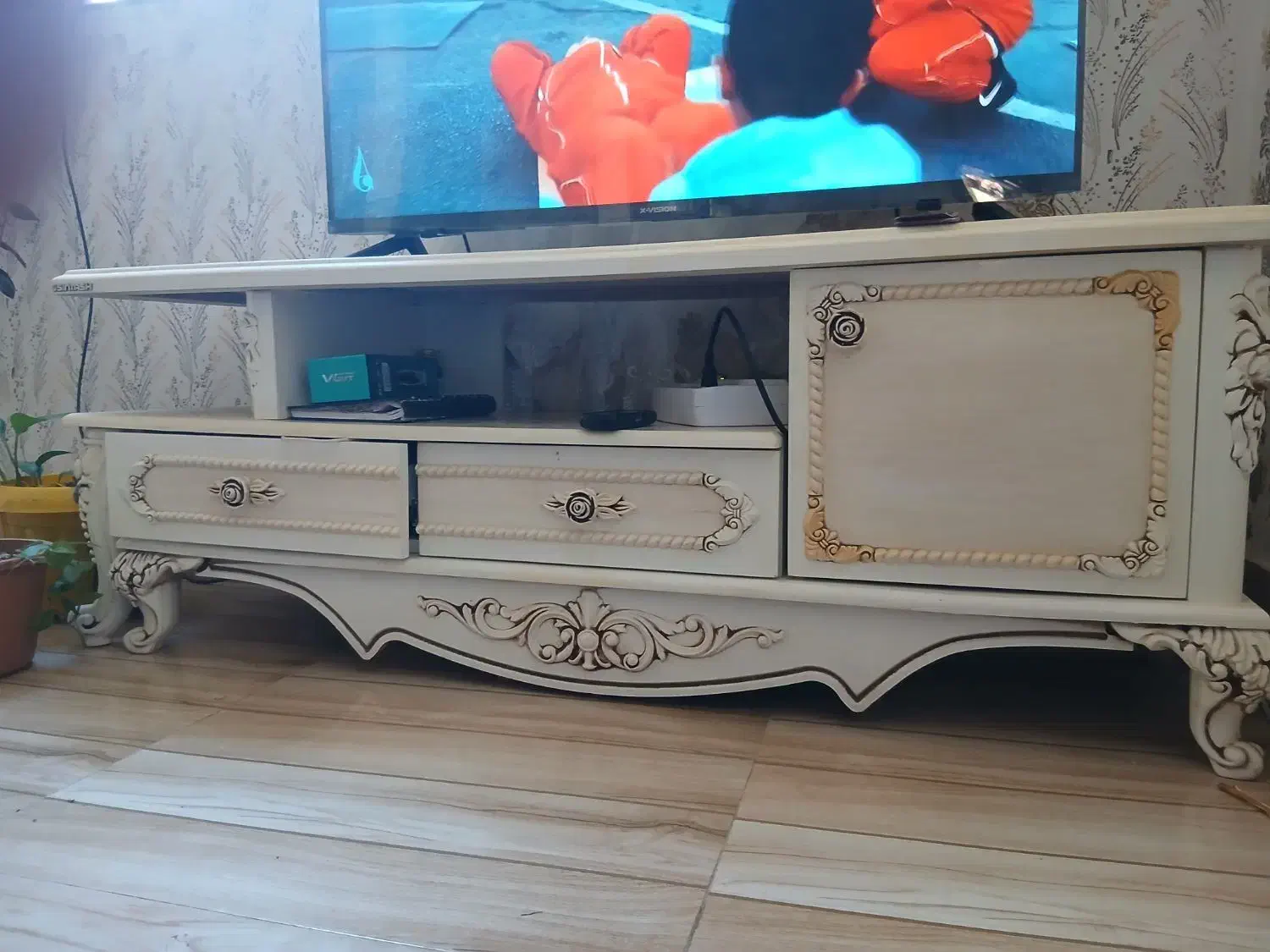 زیر تلویزیون چوبی درحد صفر|میز تلویزیون|مشگین شهر, |دیوار