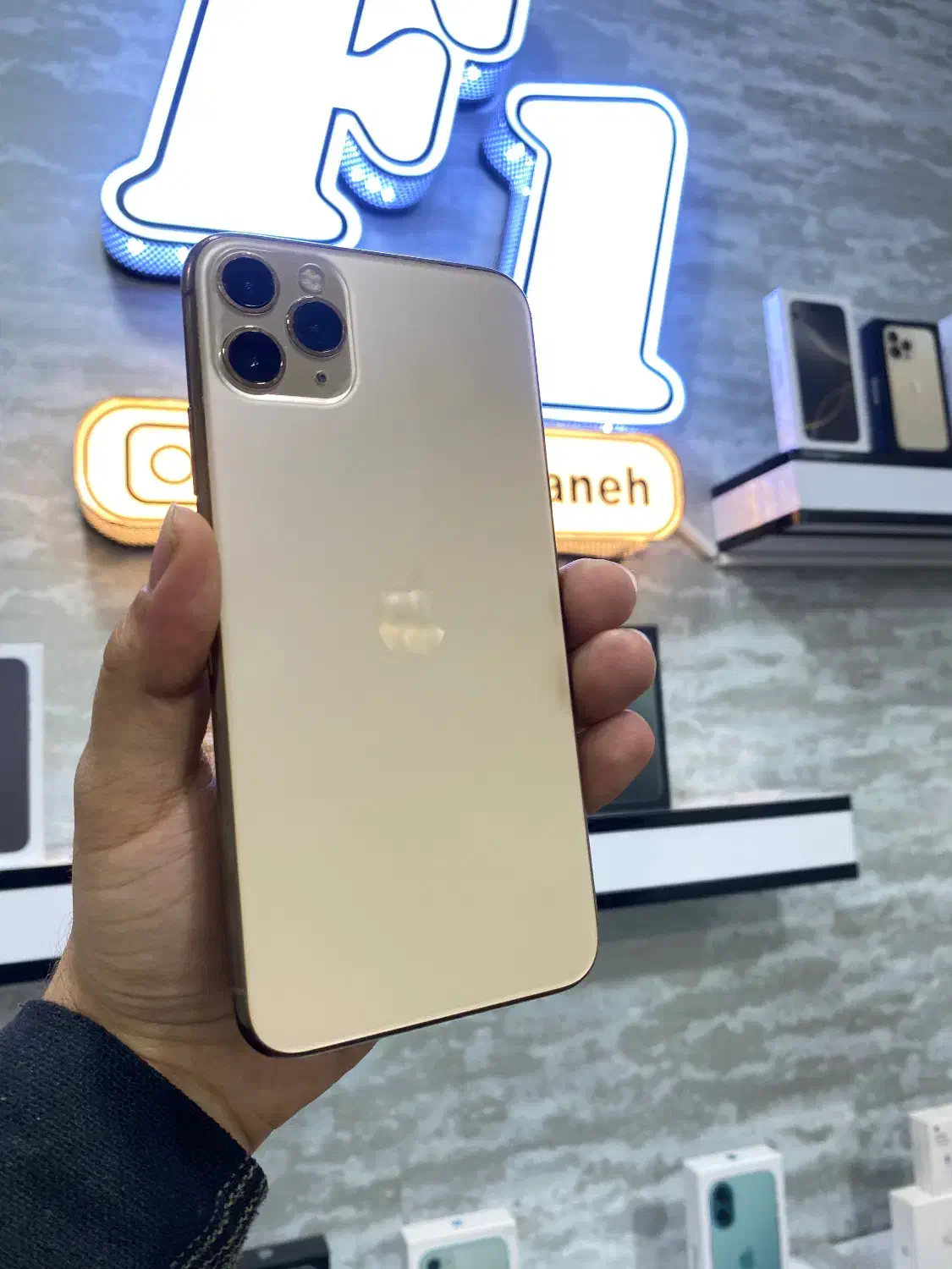 ۱۱ پرومکس|موبایل|بانه, |دیوار