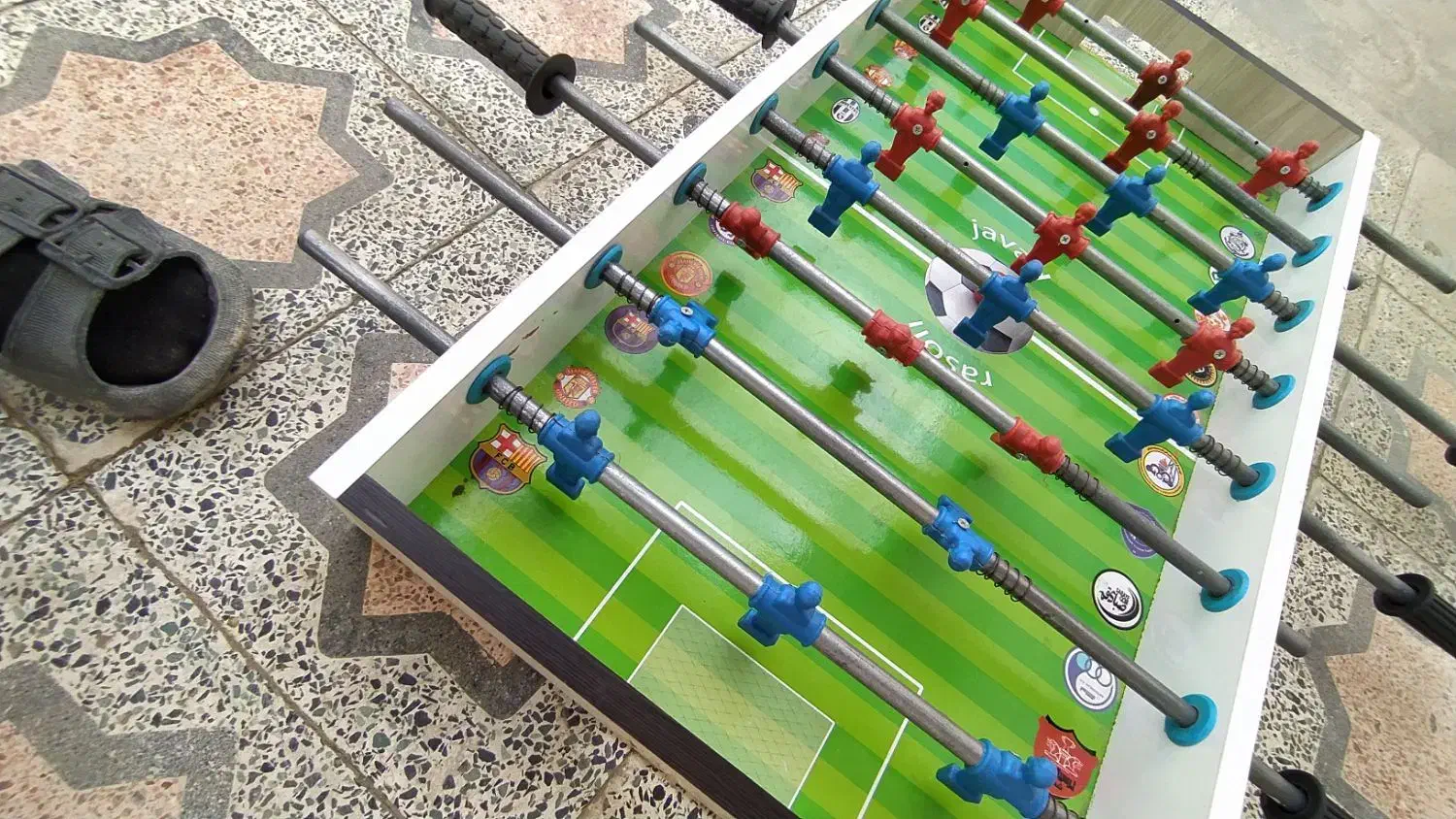 فروش فوتبال دستی سالم تمیز قیمت 700|ورزشهای توپی|اسدآباد, |دیوار