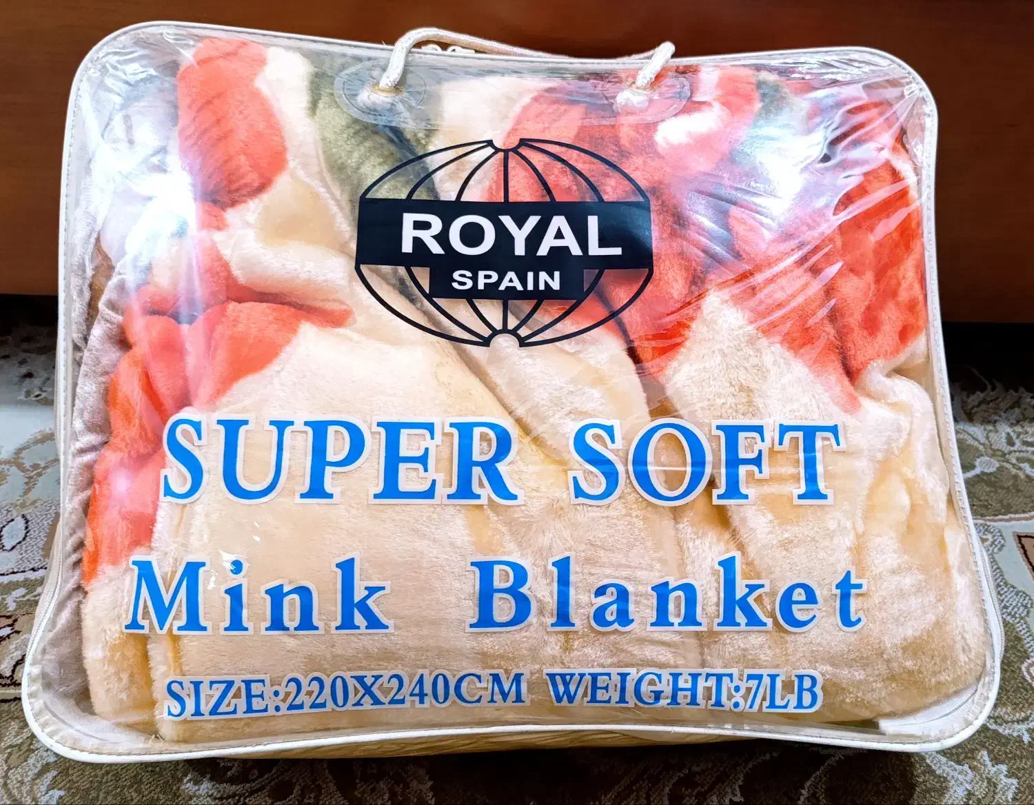 پتو رویال قدیمی اصل و بالش پنبه ای|رختخواب، بالش، پتو|بهبهان, |دیوار