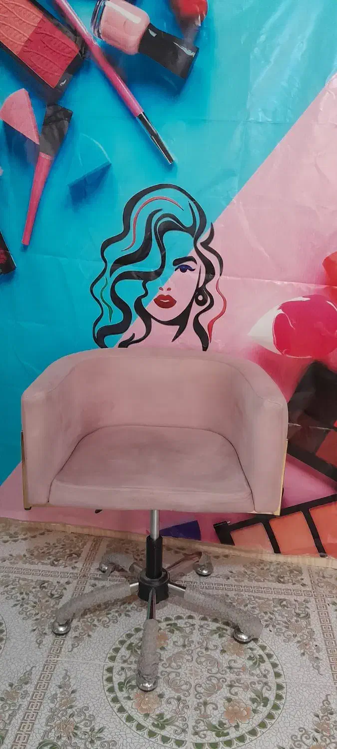 لوازم آرایشگاه زنانه|آرایشگاه و سالنهای زیبایی|قم, ولیعصر|دیوار