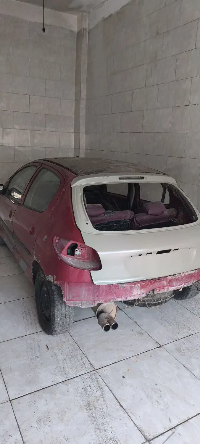 206قرمز|خودرو سواری و وانت|فولادشهر, سایت صنعتی کاوه|دیوار