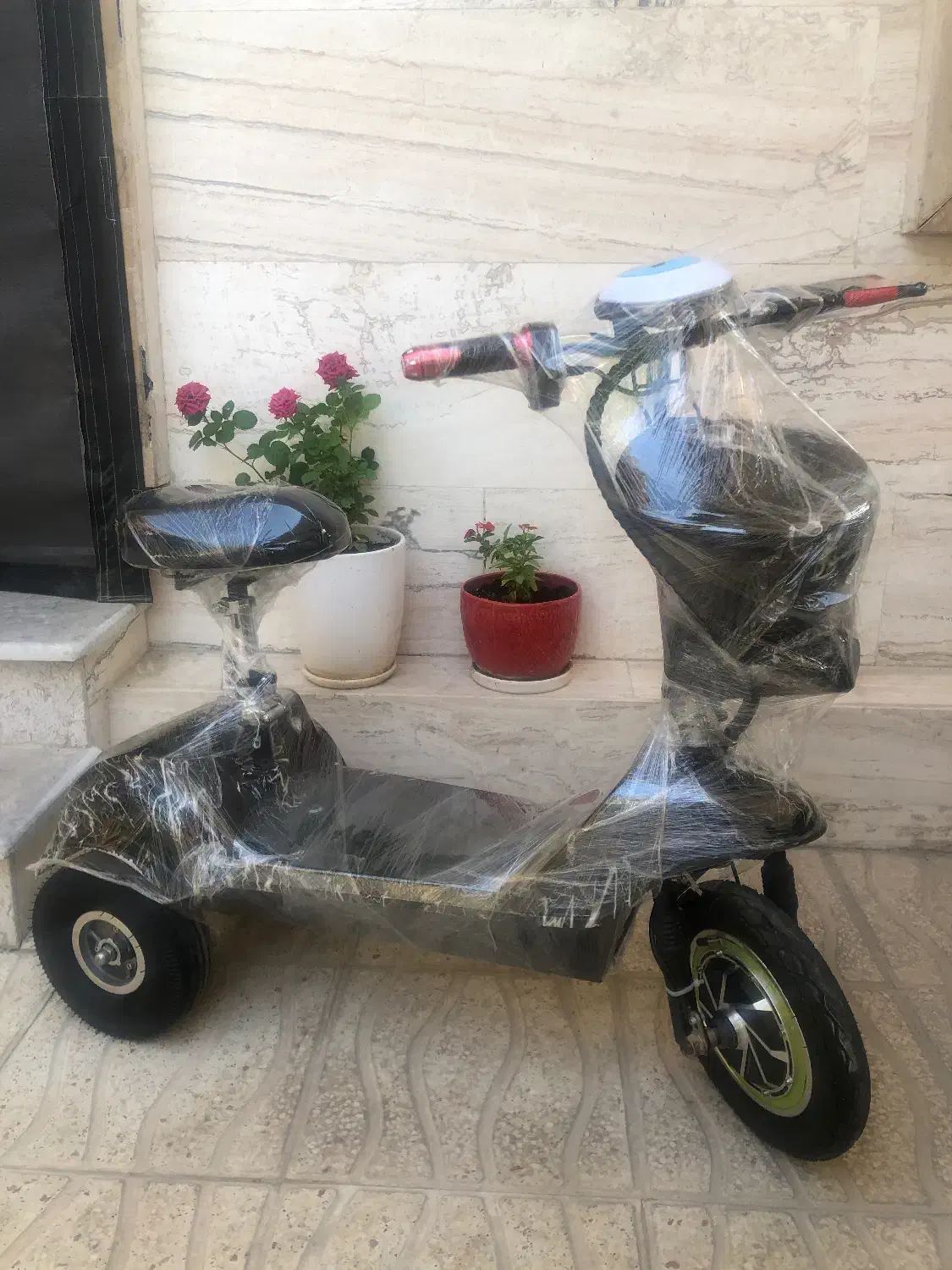 اسکوتر برقی سه چرخ|دوچرخه، اسکیت، اسکوتر|بندر کنگان, |دیوار