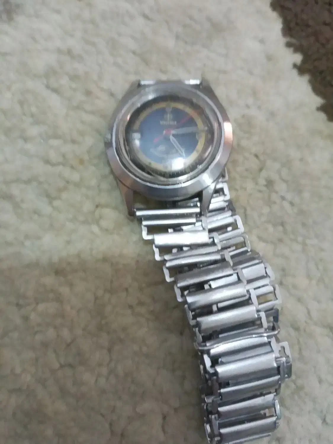 قیچی فندک وساعت عتیقه|کلکسیون اشیاء عتیقه|زالیان, |دیوار