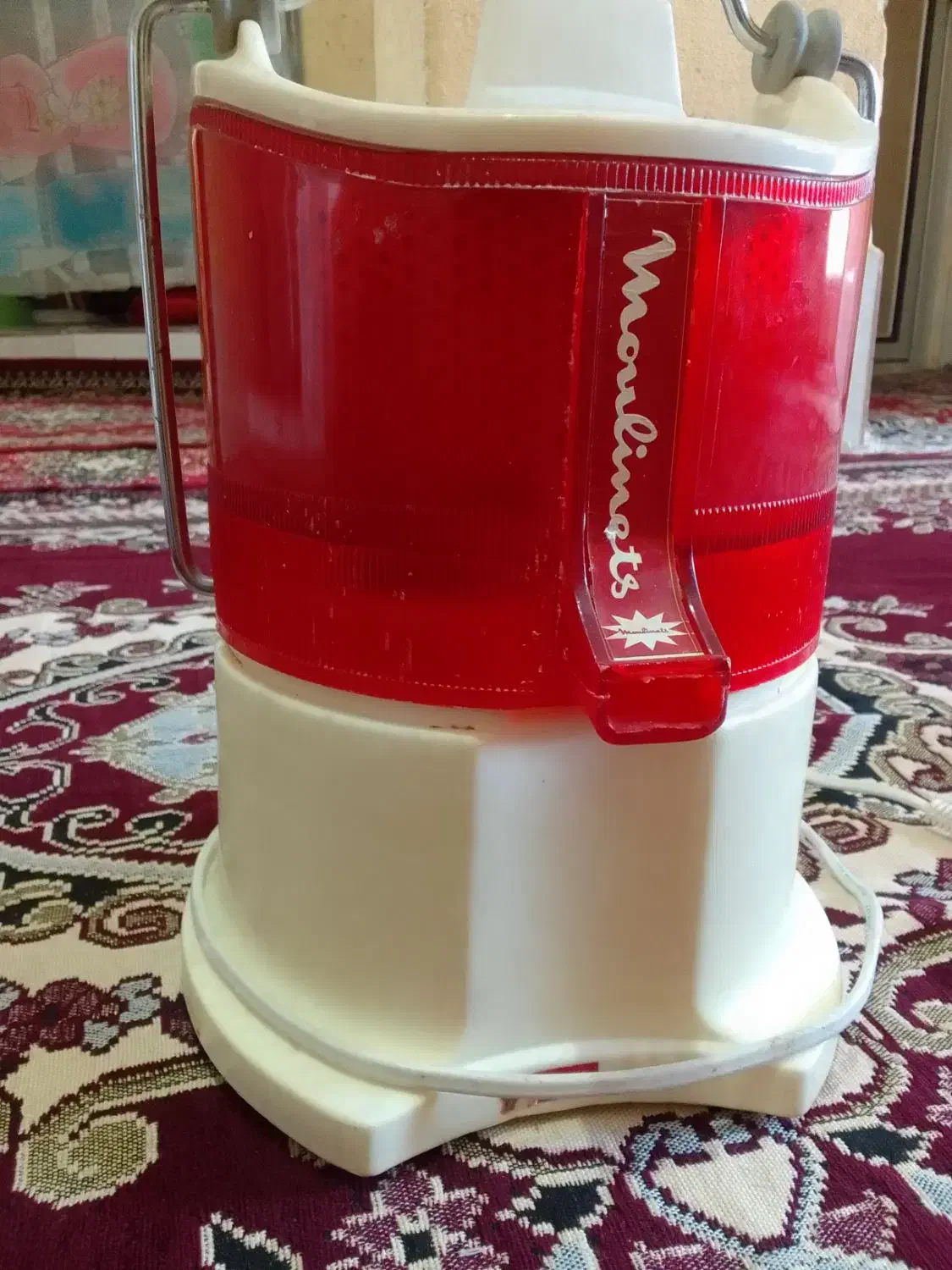 اتو و آب هویج گیری|آبمیوهگیر و آبمرکباتگیر|شیراز, شهرک کوشکک|دیوار