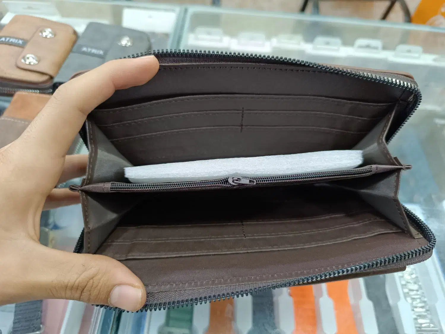 کیف جاکارتی و عینک اورجینال|کیف، کفش، کمربند|شادگان, |دیوار