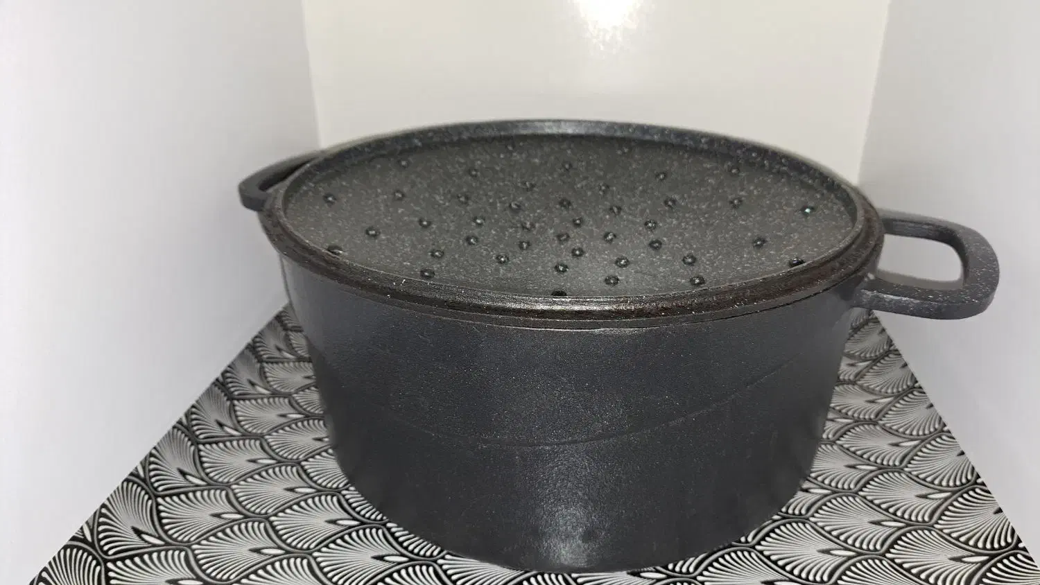 قابلمه|ظروف پخت‌وپز|قرچک, زیبا شهر|دیوار