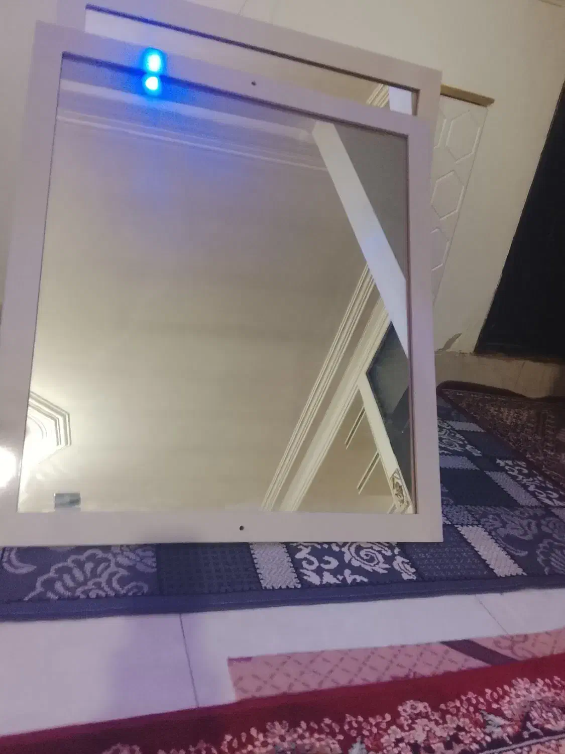 آینه|آینه|مرند, |دیوار