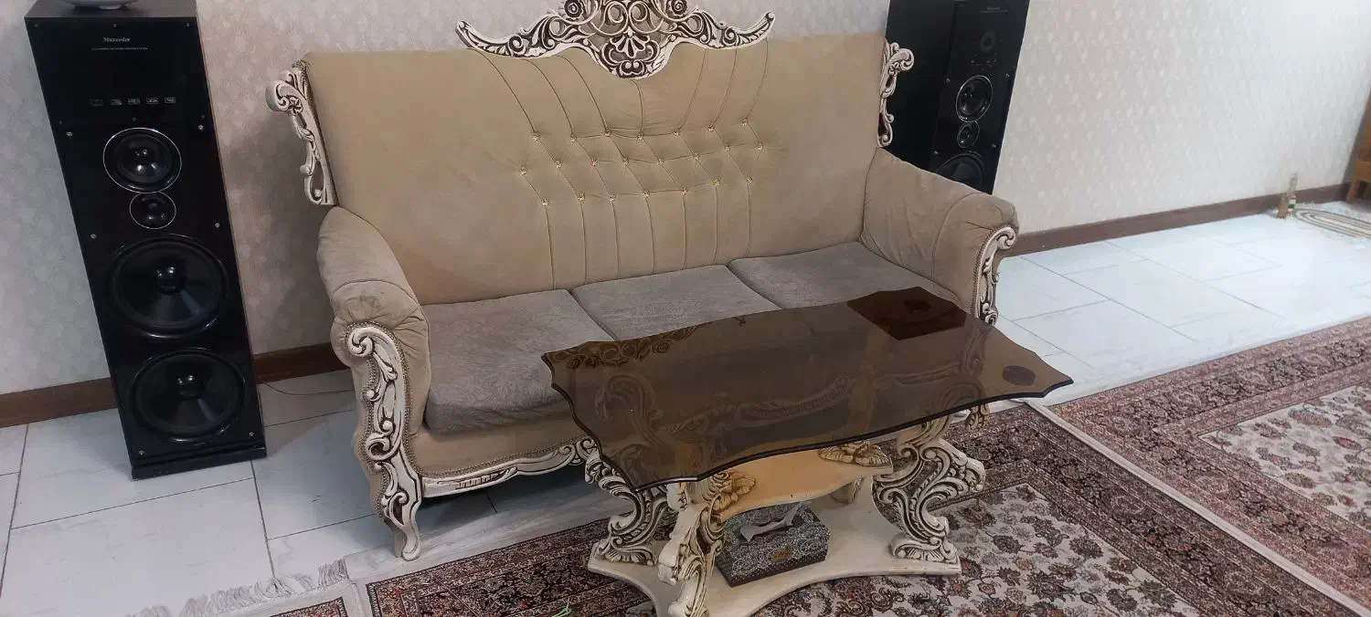 مبلمان ۷نفره|مبلمان خانگی و میز عسلی|تهران, خاک سفید|دیوار