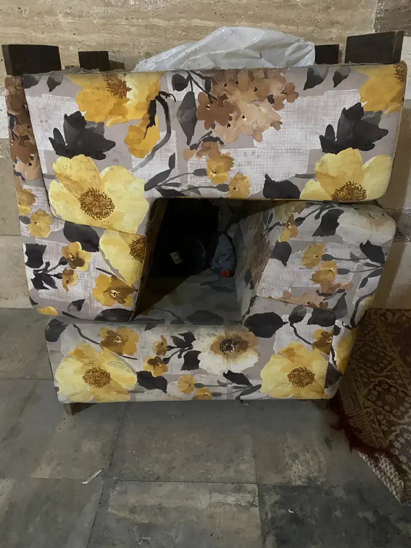 مبل|مبلمان خانگی و میز عسلی|شیراز, سینما سعدی|دیوار