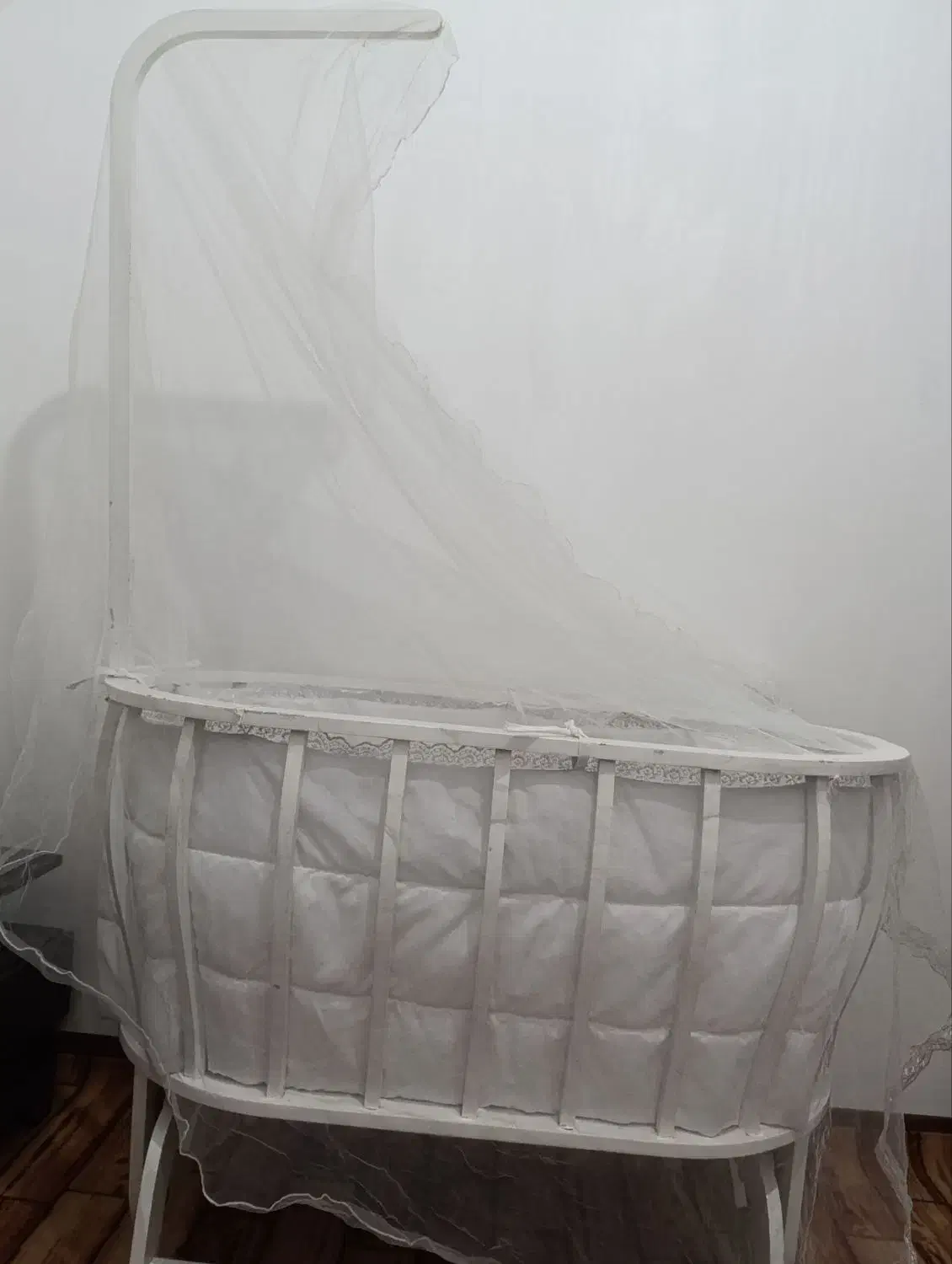 گهواره نوزاد|تخت و صندلی بچه|نسیمشهر, |دیوار