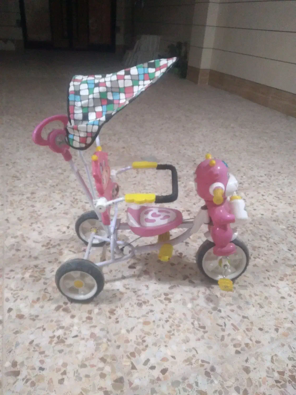 سه چرخه کودک دلیجان سالم وتمیز|دوچرخه، اسکیت، اسکوتر|قزوین, |دیوار