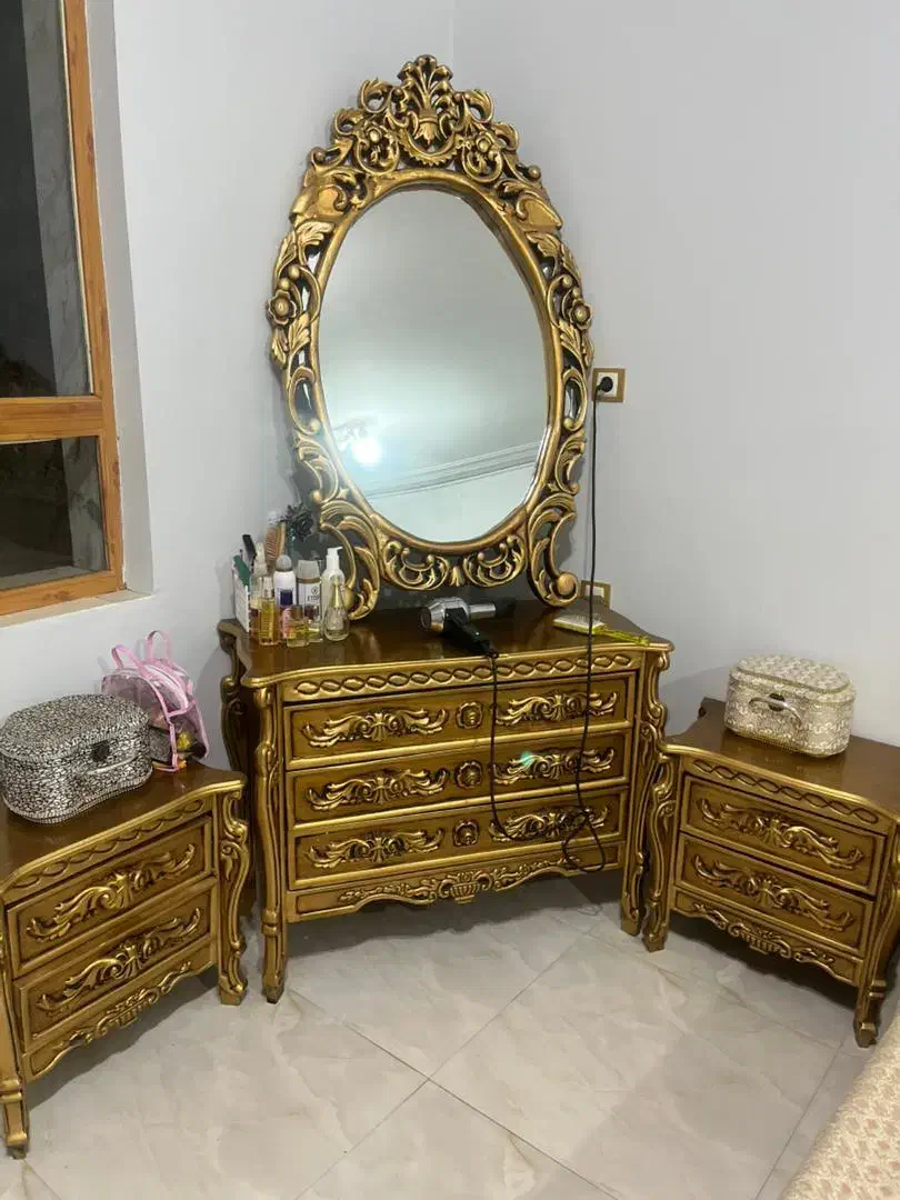 تخت خواب|تخت و سرویس خواب|بن, |دیوار