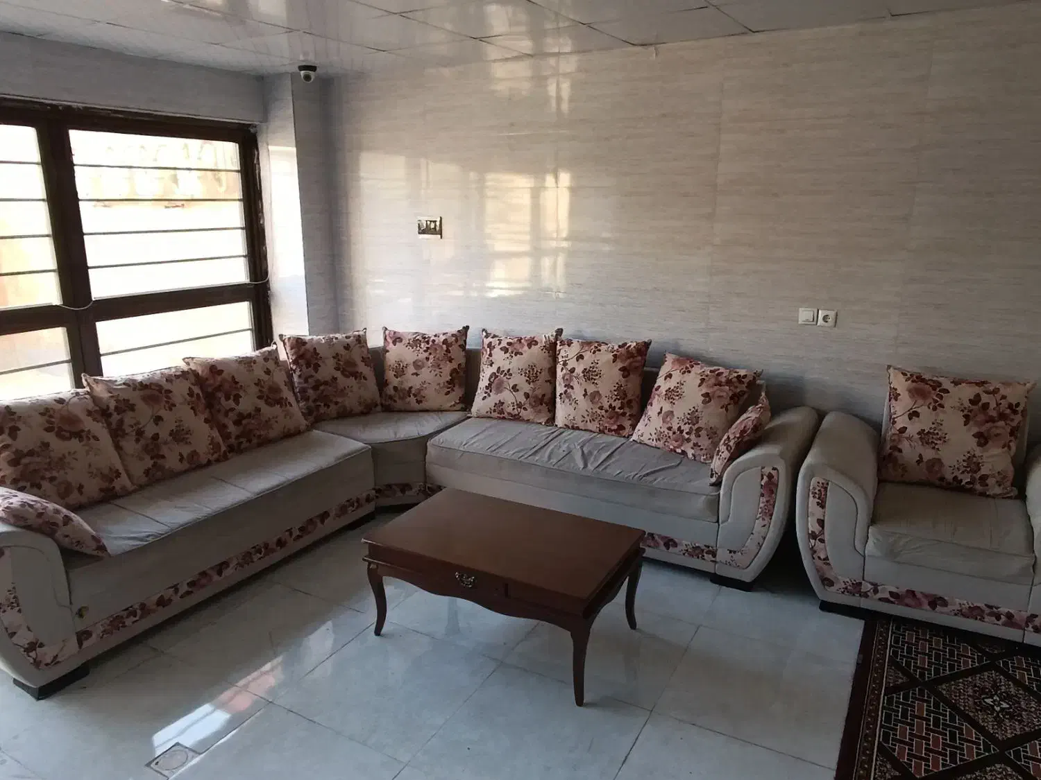 مبل دست دوم|مبلمان خانگی و میز عسلی|اردبیل, |دیوار