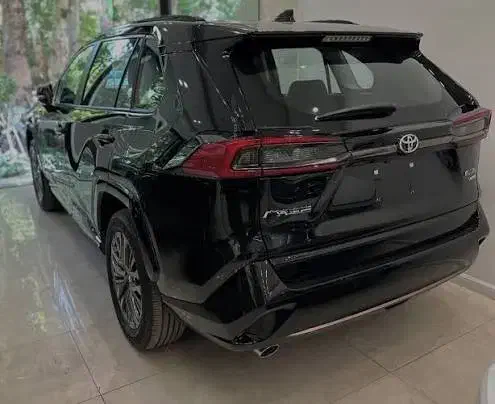 تویوتا وایلندر مشکی|خودرو سواری و وانت|یزد, |دیوار